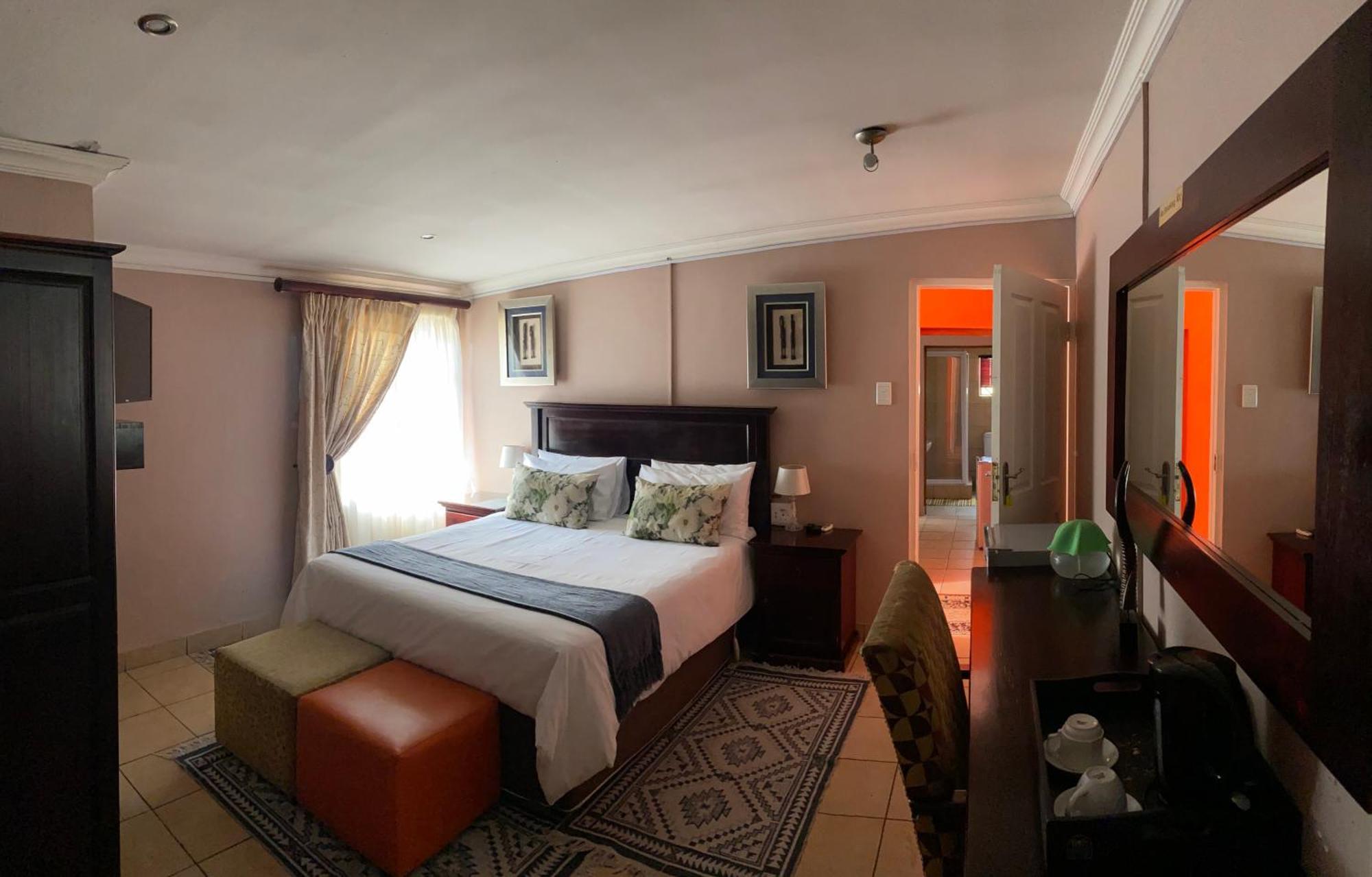 Madlula'S Guesthouse ピーターマリッツバーグ エクステリア 写真