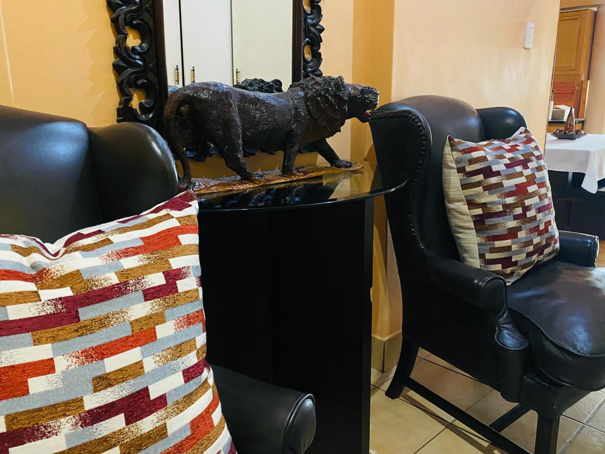 Madlula'S Guesthouse ピーターマリッツバーグ エクステリア 写真