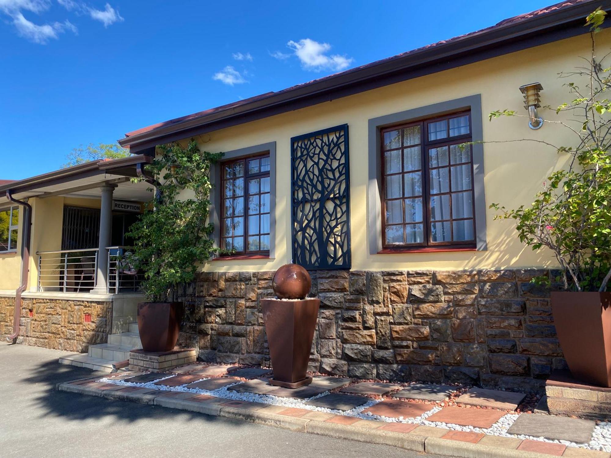 Madlula'S Guesthouse ピーターマリッツバーグ エクステリア 写真