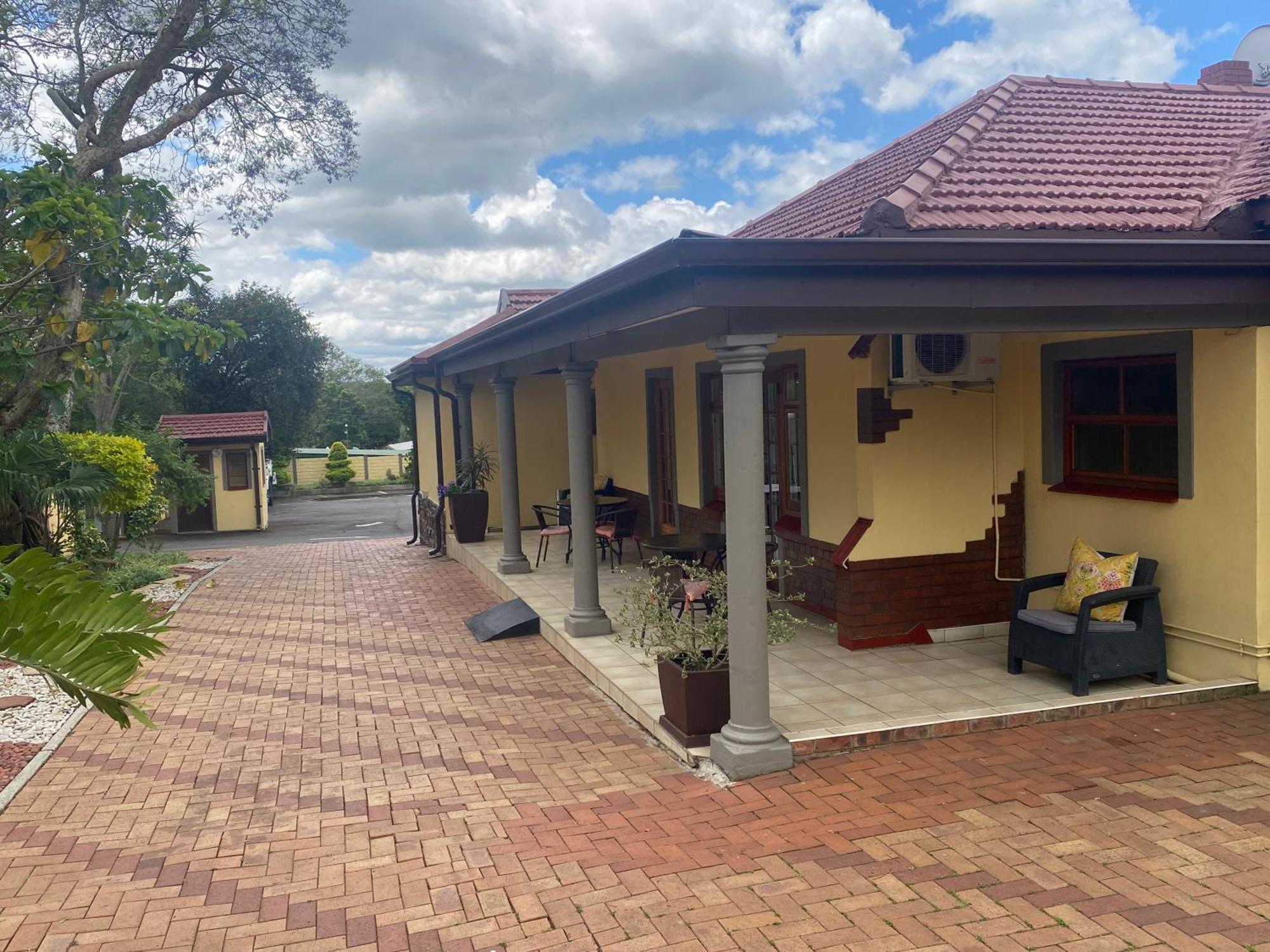 Madlula'S Guesthouse ピーターマリッツバーグ エクステリア 写真